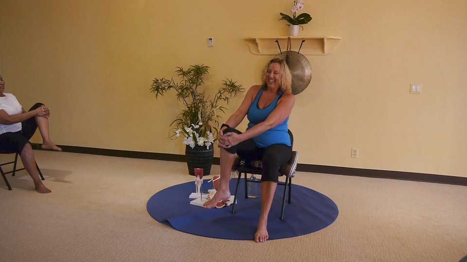 Justine Shelton - Chair Yoga for Osteoarthritis